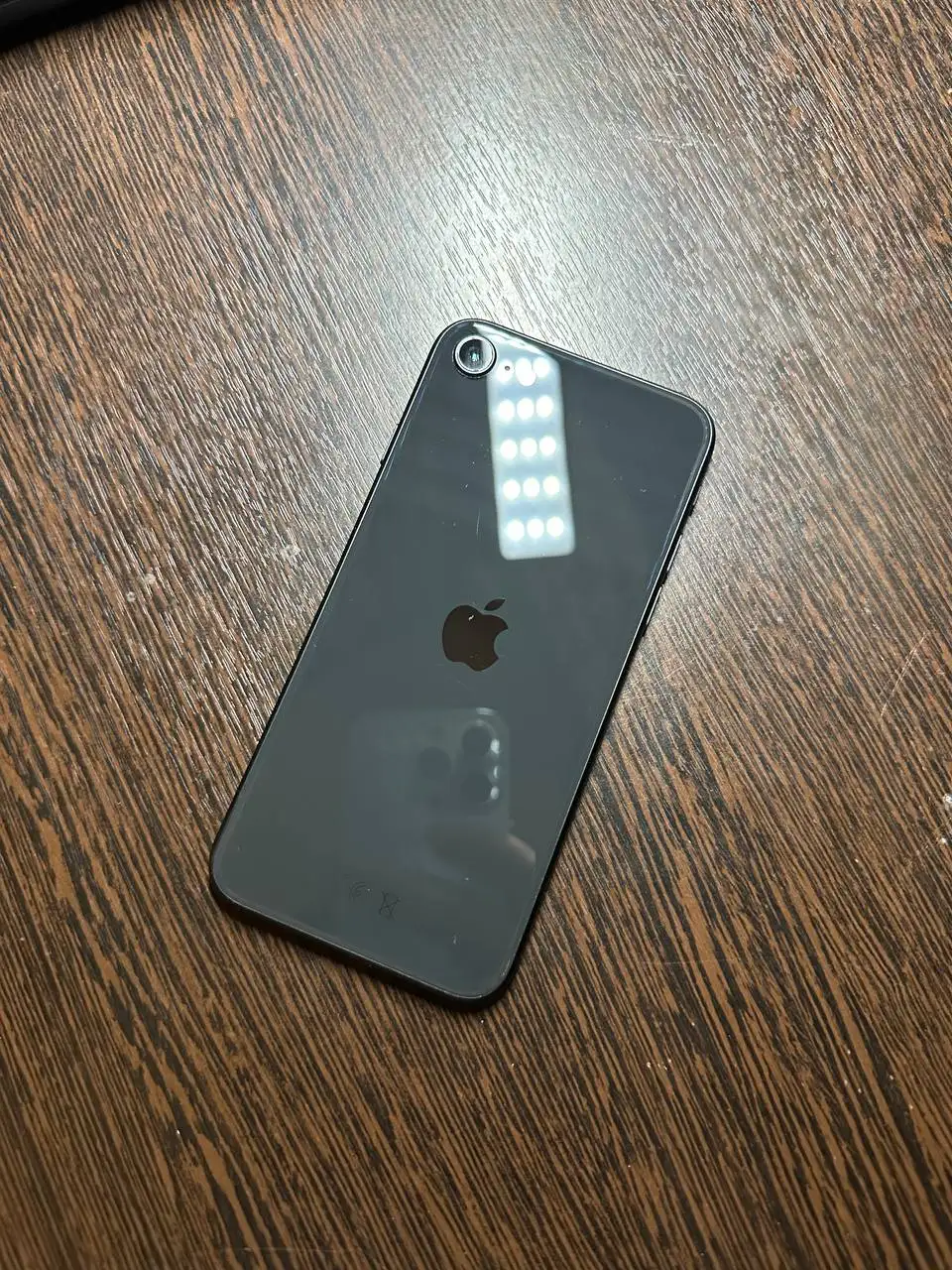 Продам iPhone SE 2 поколение 64 ГБ - Смартфоны (Электроника) в Пермь