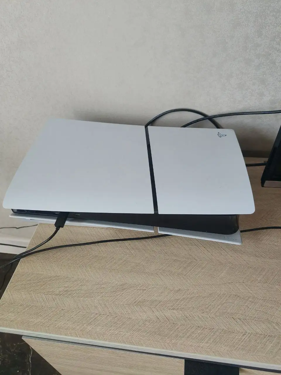 PlayStation 5 Slim с дисководом в идеальном состоянии - Игровые консоли (Электроника) в Пермь