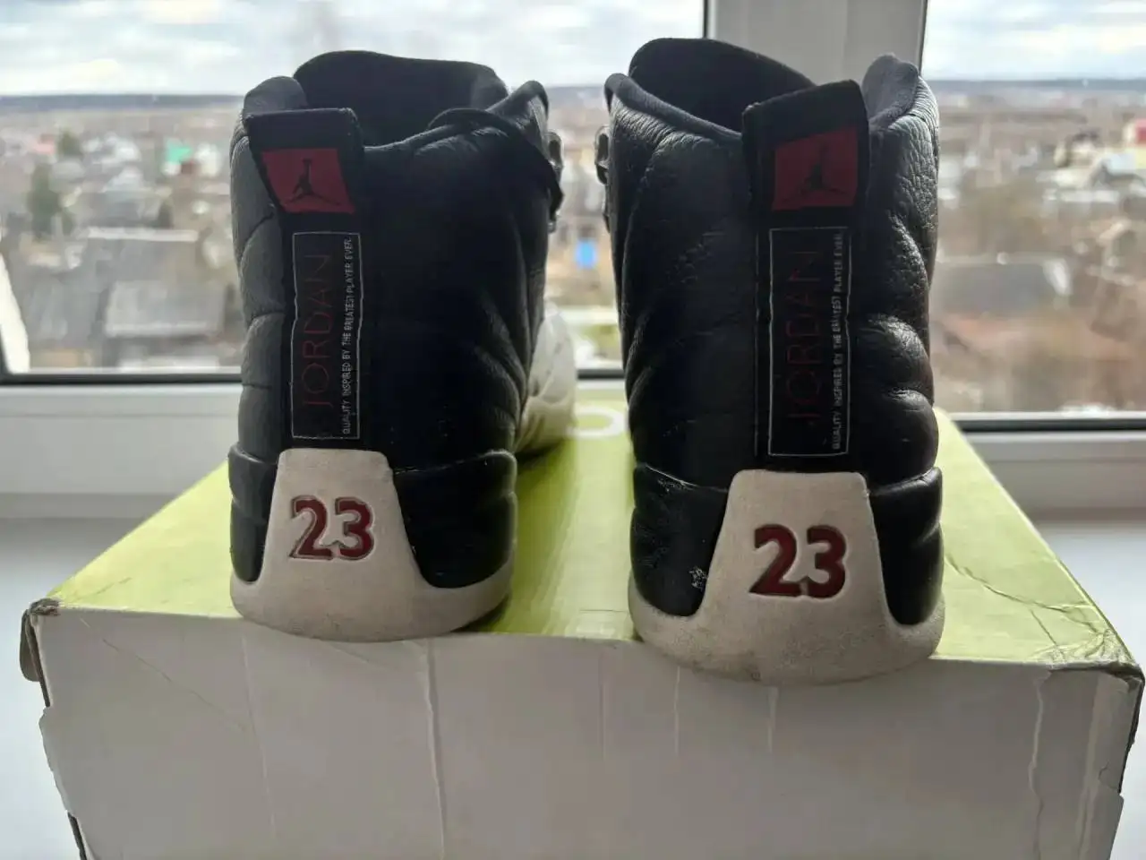 Продажа обуви Calvin Klein и Air Jordan 12 - Обувь (Одежда) в Пермь
