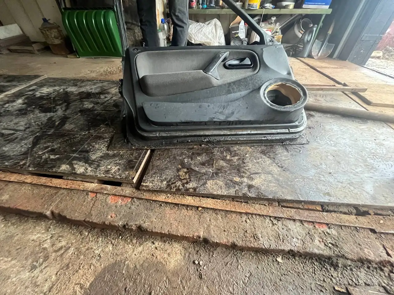 Двери ВАЗ 2109-15 с деталями - Автозапчасти для ВАЗ (Запчасти) в Пермь