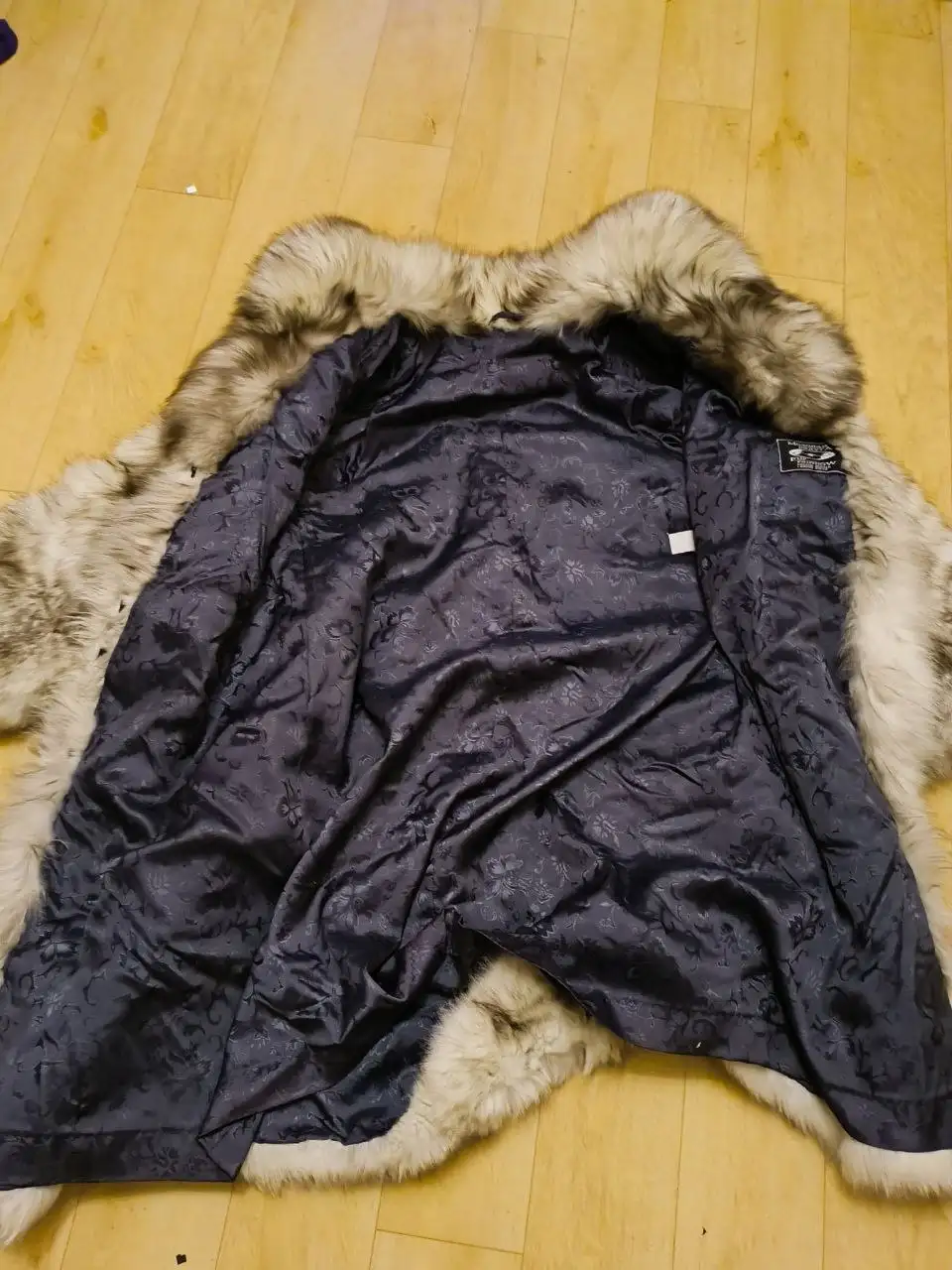 Шуба из натурального меха песец - Верхняя одежда (Одежда) в Пермь