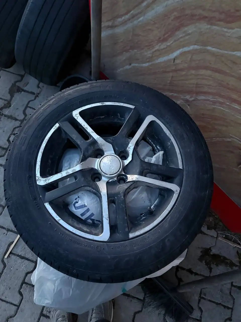 Продажа шин R14 175/65 - Шины и диски (Авто) в Пермь