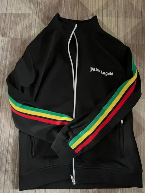 Продам сумку Eastpak и зимнюю куртку Palm Angels - Комбинезоны в Пермь