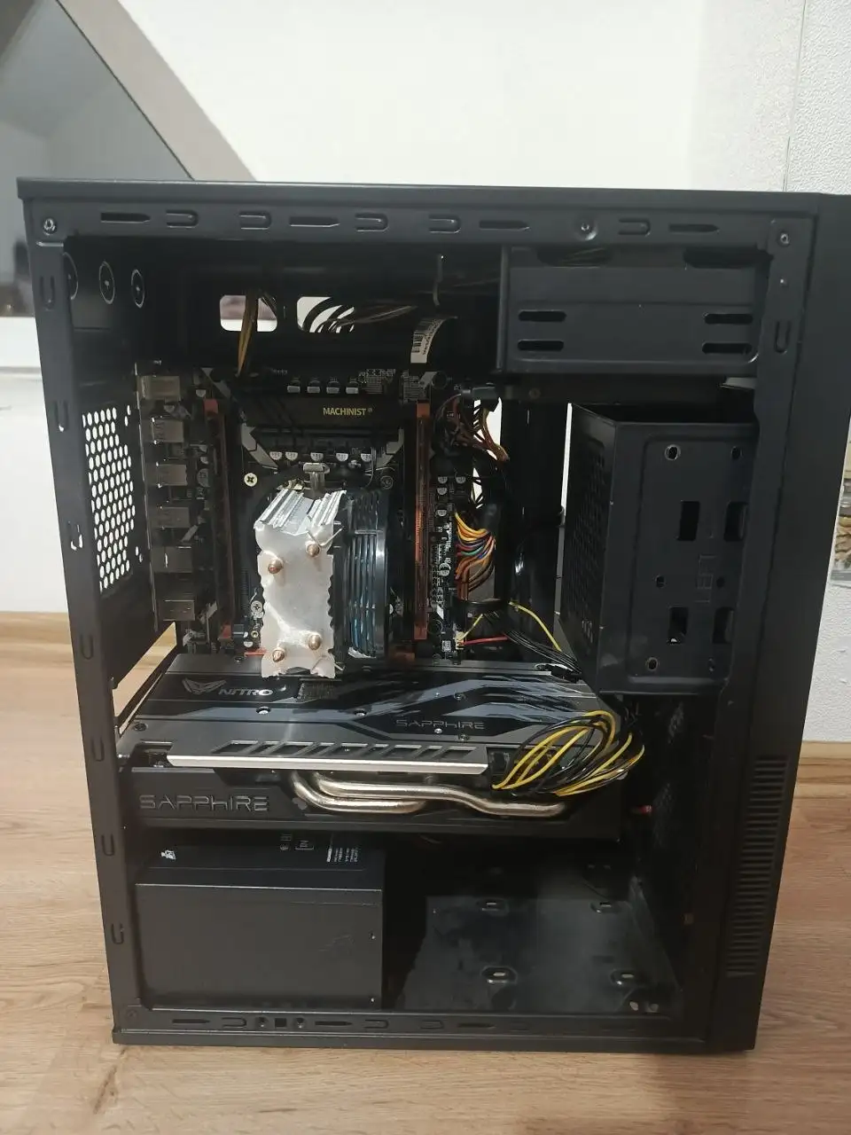 Продажа компьютера с Intel Xeon и Radeon RX 570 - Компьютеры (Электроника) в Пермь