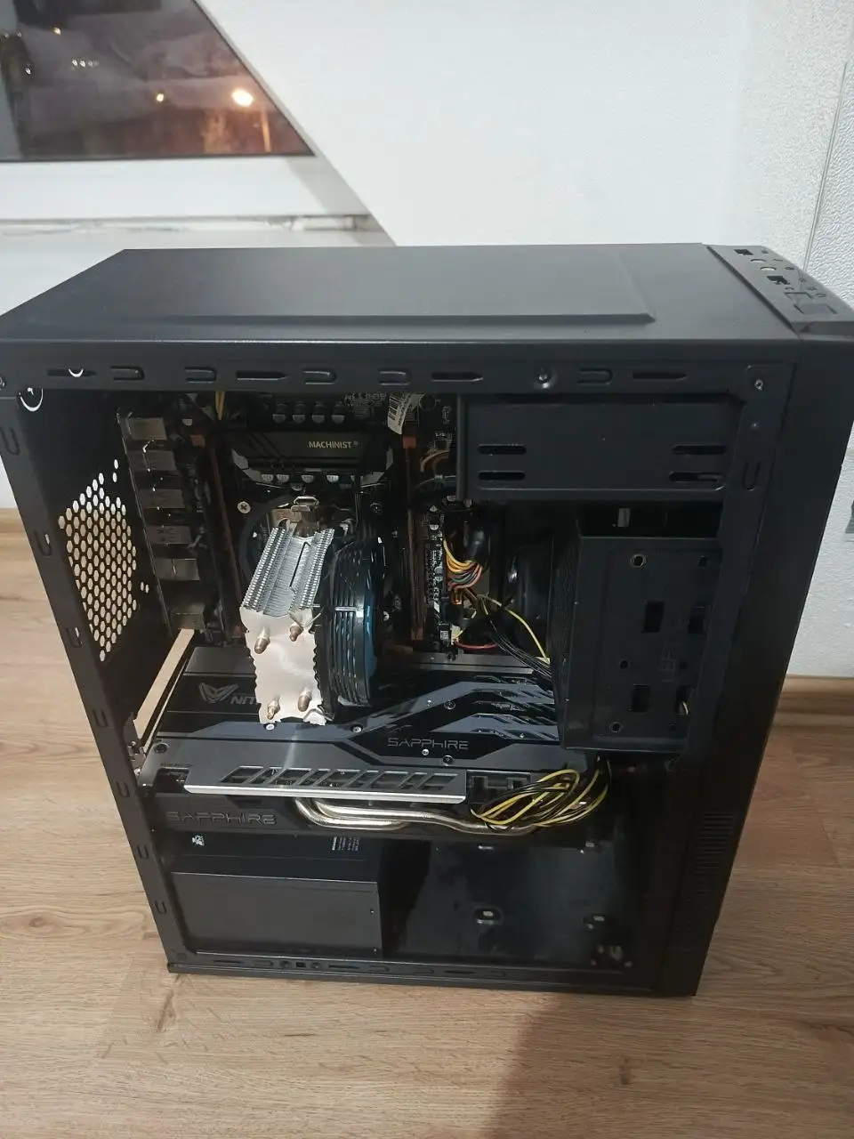 Продажа компьютера с Intel Xeon и Radeon RX 570 - Компьютеры (Электроника) в Пермь