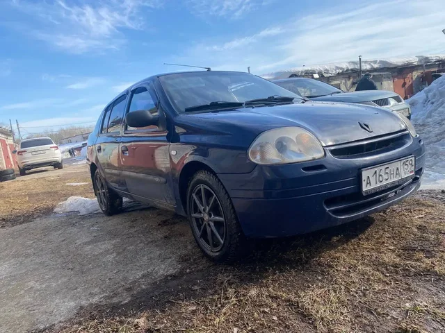 Renault Clio 2 2001 года - Легковые автомобили в Пермь