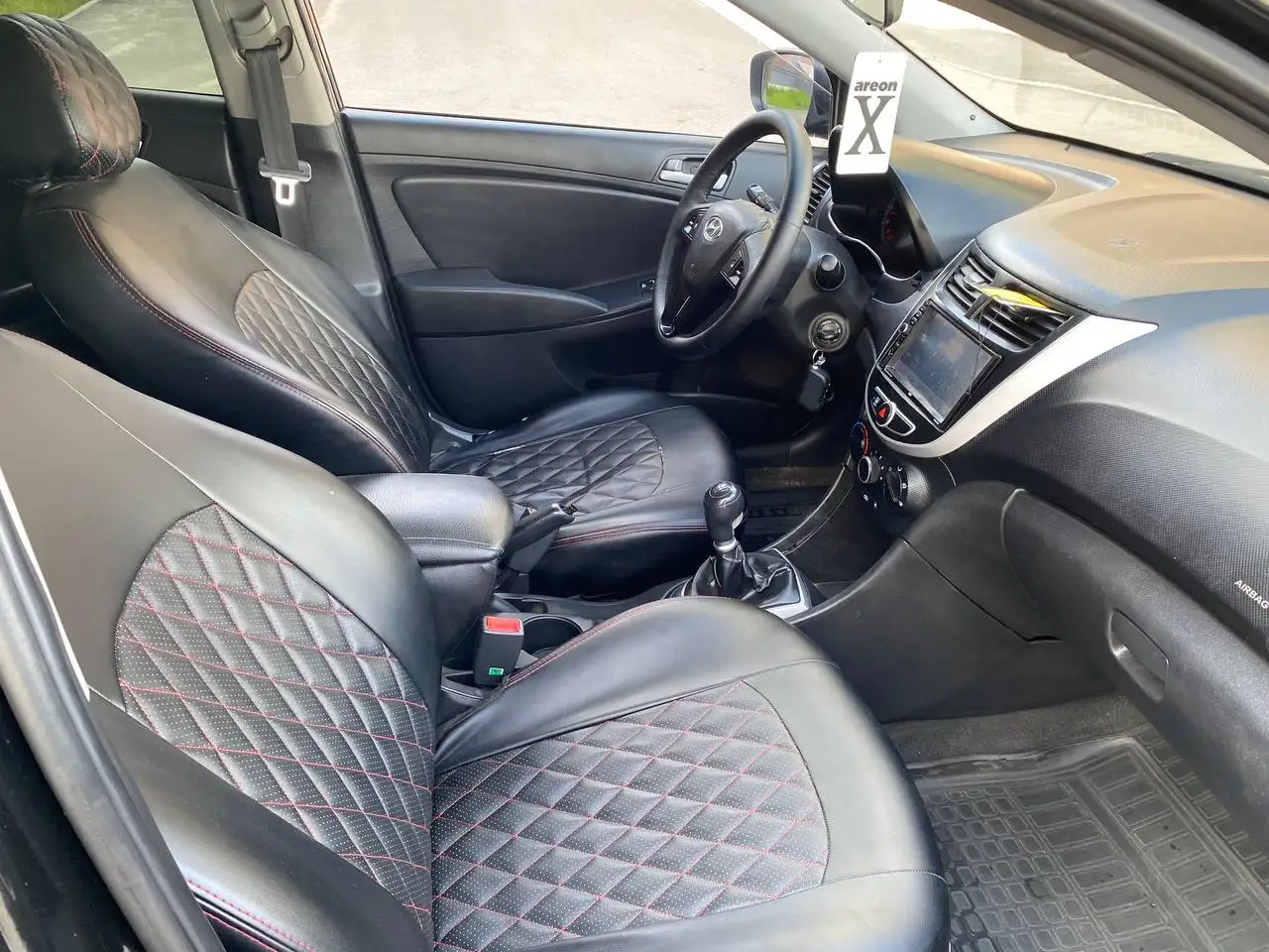 Hyundai Solaris 2012 - Легковые автомобили (Авто) в Пермь