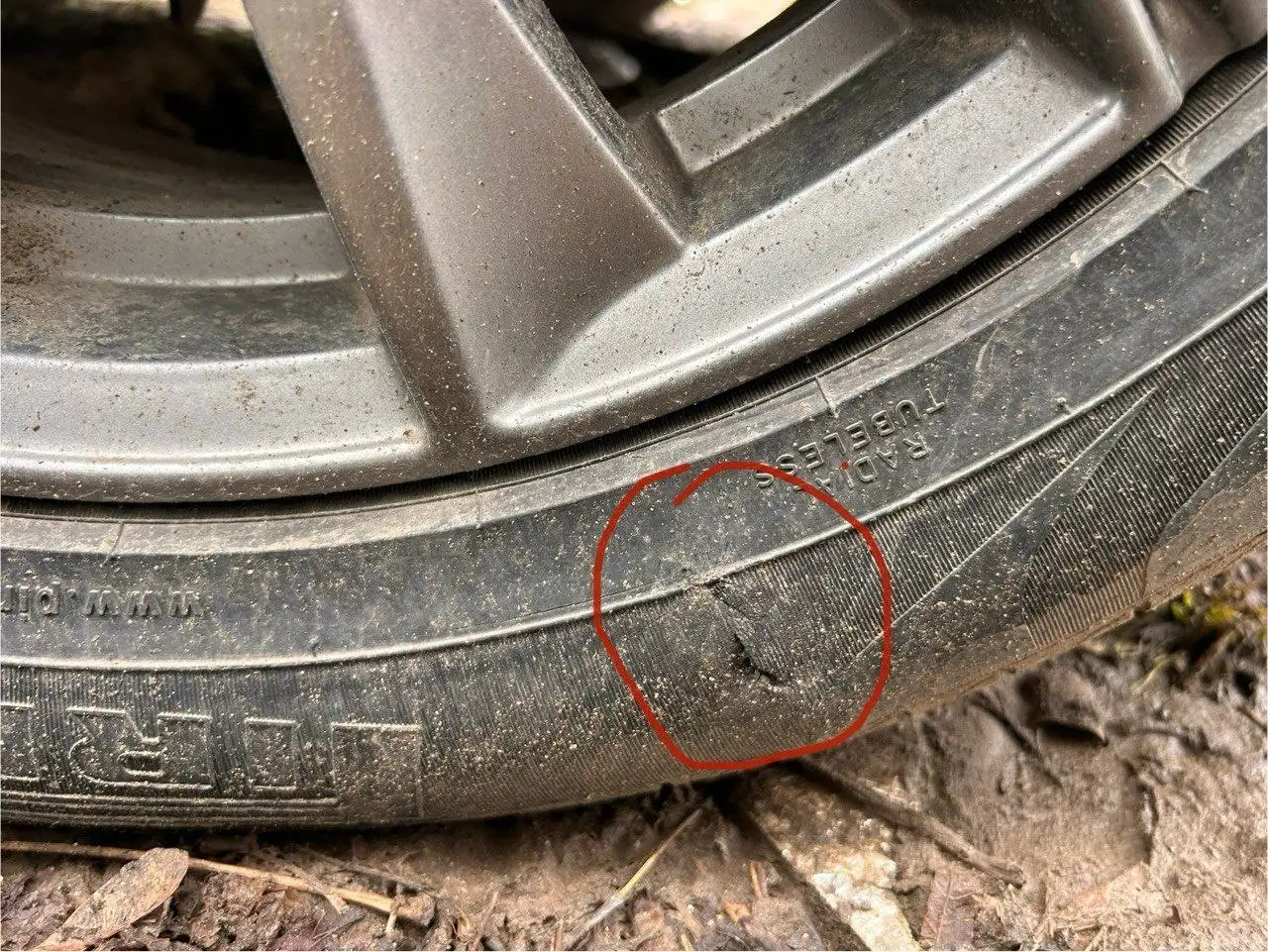 Комплект колес Pirelli Scorpion Verde 215/60 R17 96H - Колёса и шины (Для дома и дачи) в Пермь