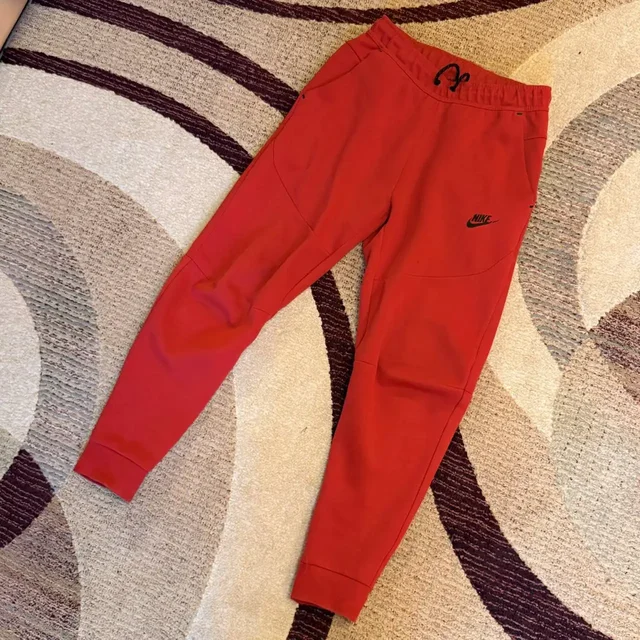 Продам штаны Nike Tech Fleece - Кроватки в Пермь