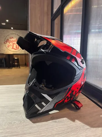 Продам шлем размера M - Коллекционирование в Пермь