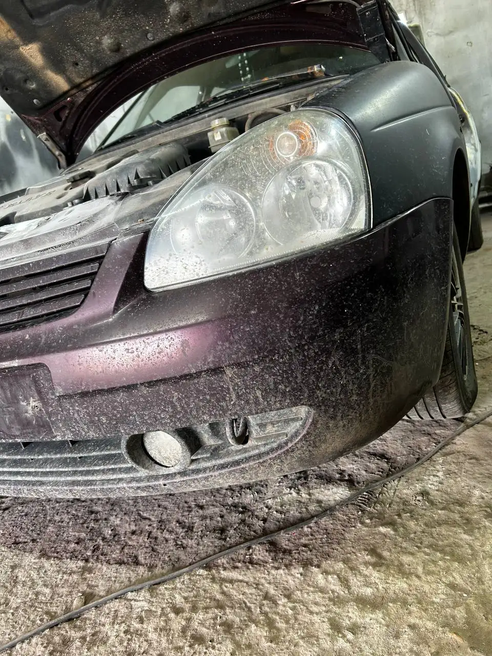 Продам бамперы и фонари для Приоры - Запчасти (Авто) в Пермь