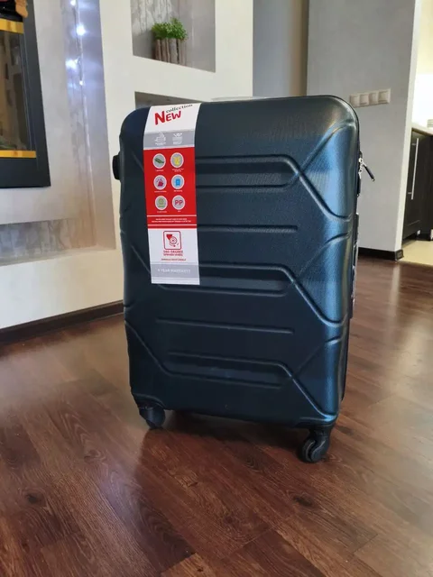 Новый товар размер L - Одежда в Пермь