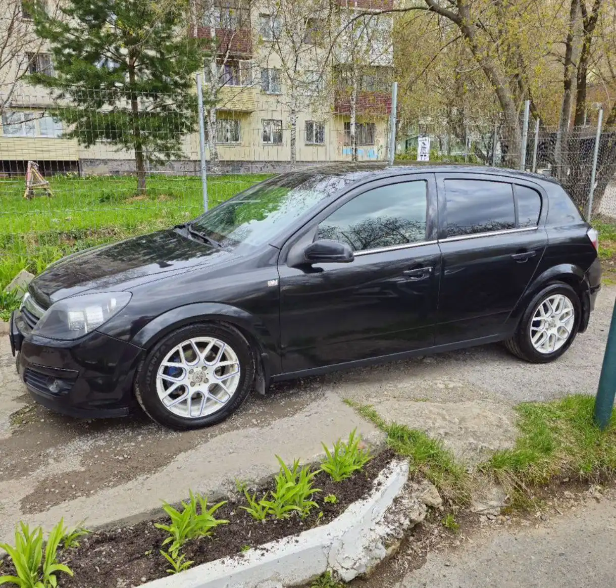 Opel Astra 1.6 AMT 2005 года
