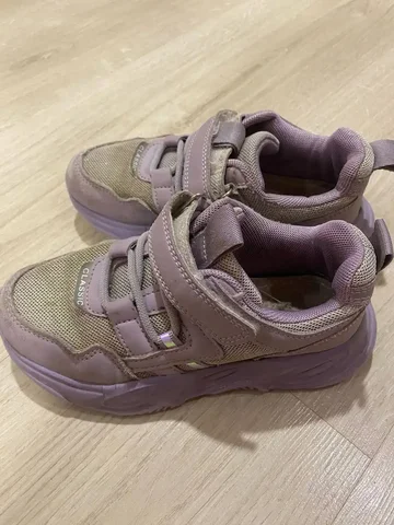 Кроссовки детские на девочку 32-33 размер - Товары для детей в Пермь