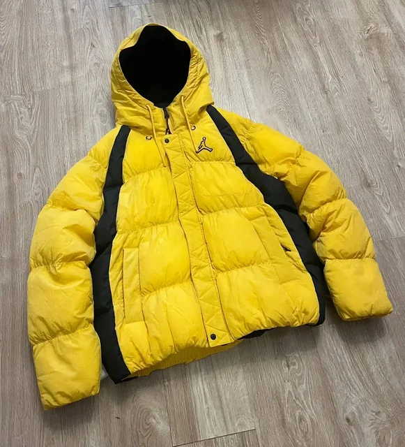 Продам оригинальную теплую куртку - частное объявление в Пермь