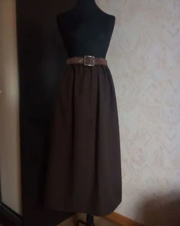 Продажа юбки, пряжи, шнура и ниток