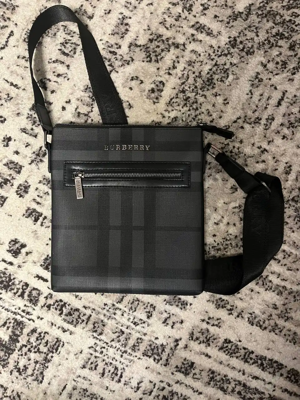 Сумка Burberry