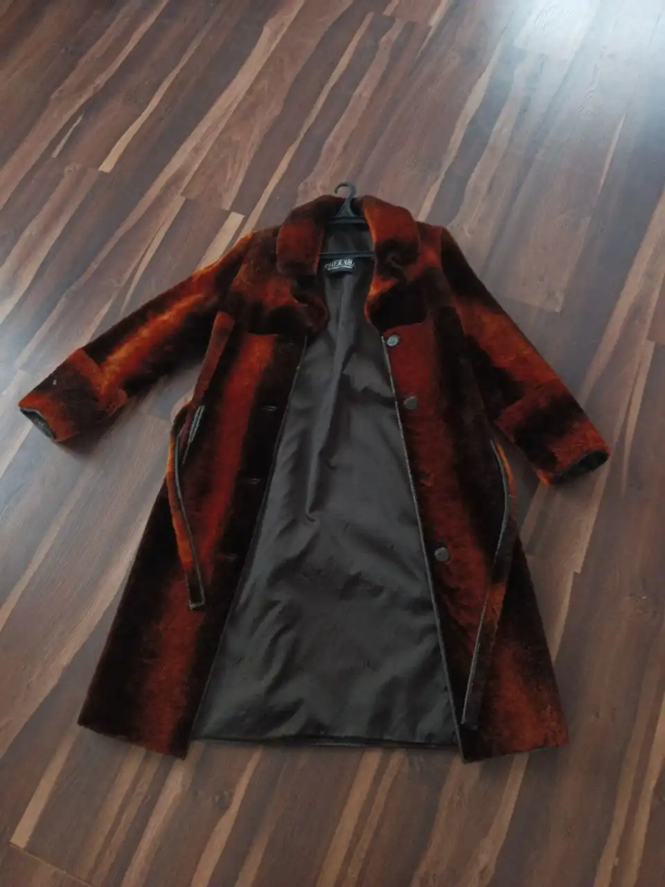 Продам натуральную шубу - Верхняя одежда (Одежда) в Пермь