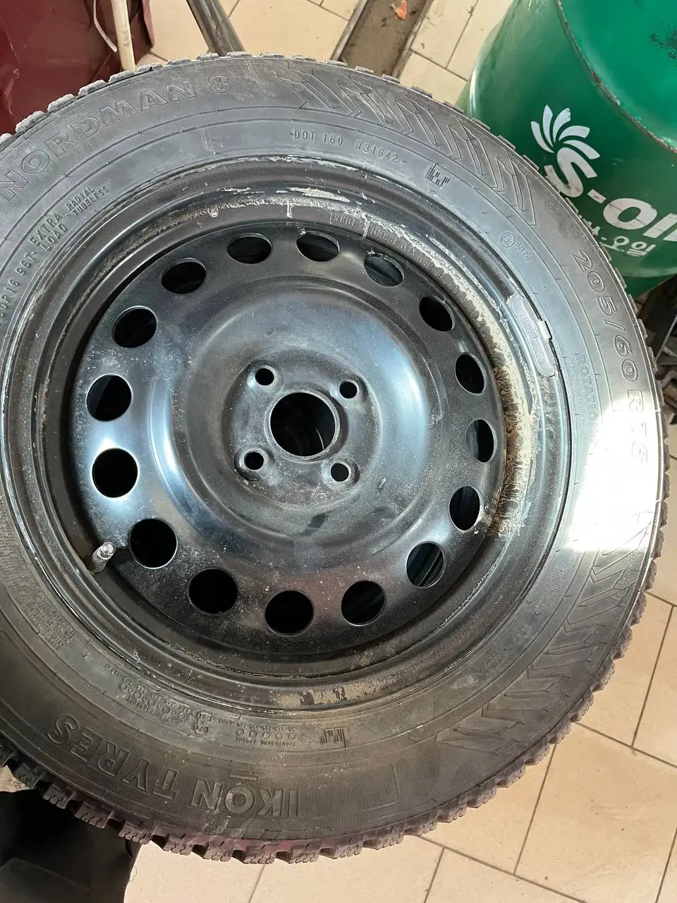 Продажа дисков R16 с резиной Ikon Tyres Nordman 8 - Шины и диски (Запчасти) в Барнаул