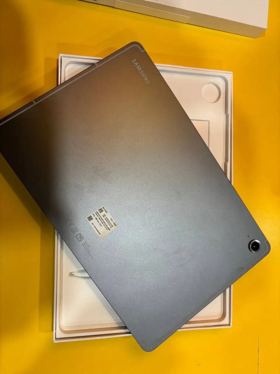 Продам планшет Samsung Galaxy Tab S10 FE 5G 256/12гб - Планшеты (Электроника) в Барнаул