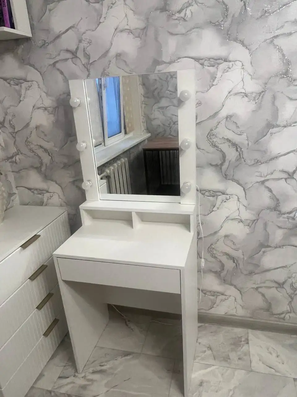 Туалетный столик с подсветкой - Мебель (Для дома и дачи) в Барнаул