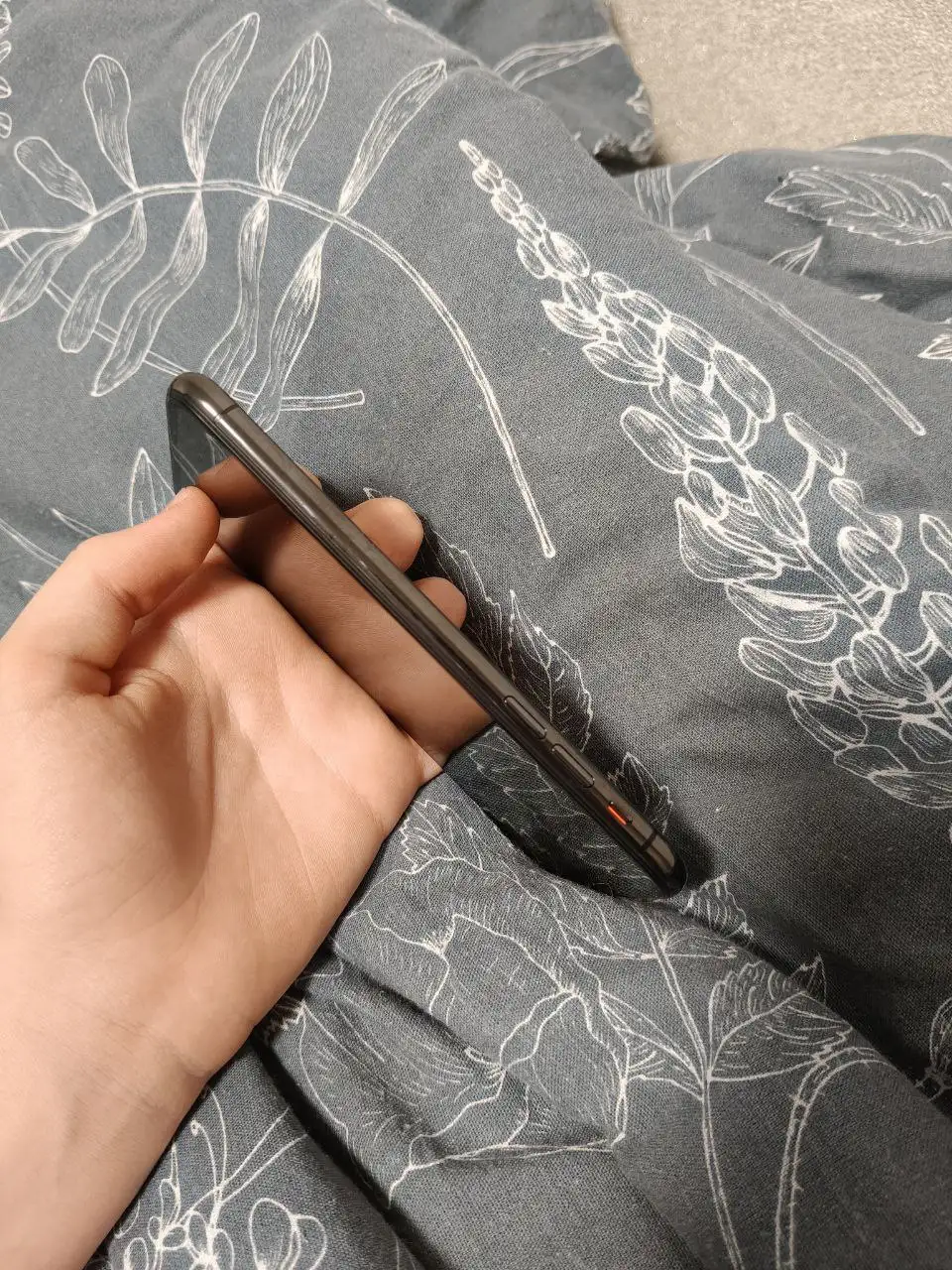 Обмен на модель выше iPhone X 64гб - Смартфоны и телефоны (Электроника) в Барнаул