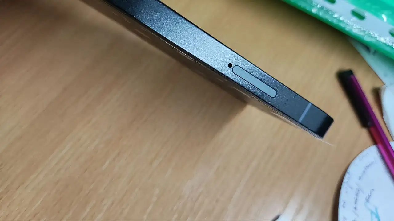 Продам полный комплект с зарядкой - Барахолка в Барнаул