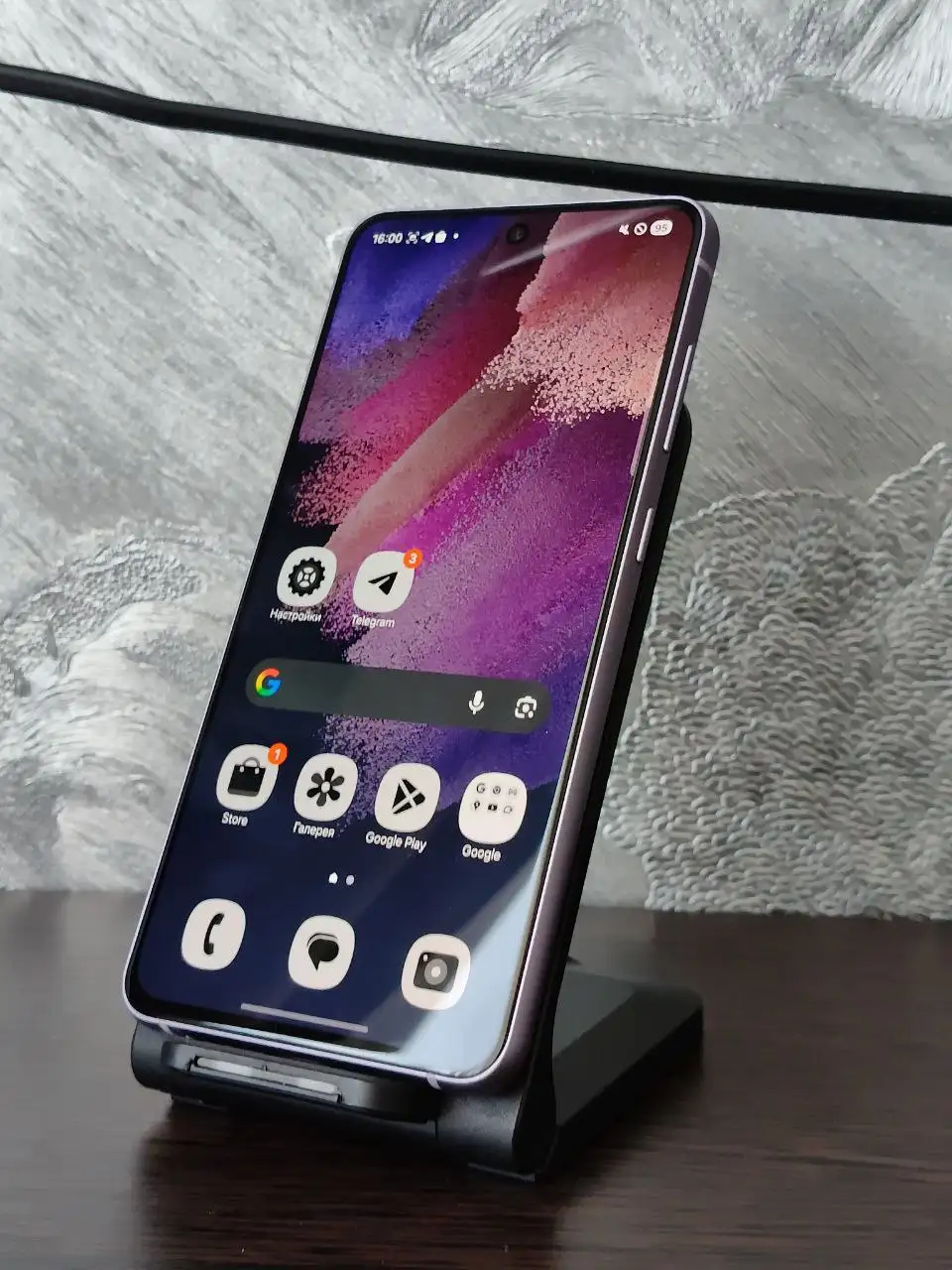 Обмен смартфонов Samsung S21 FE и iPhone X - Смартфоны (Электроника) в Барнаул