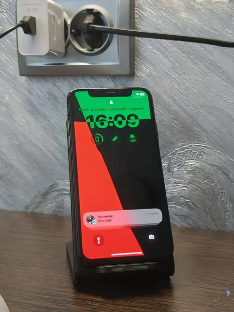 Обмен iPhone на другой iPhone - Наушники и умные часы в Барнаул