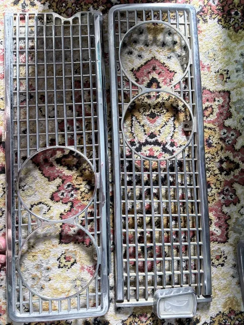 Продам решетку ВАЗ 2103 - Автоаксессуары в Барнаул