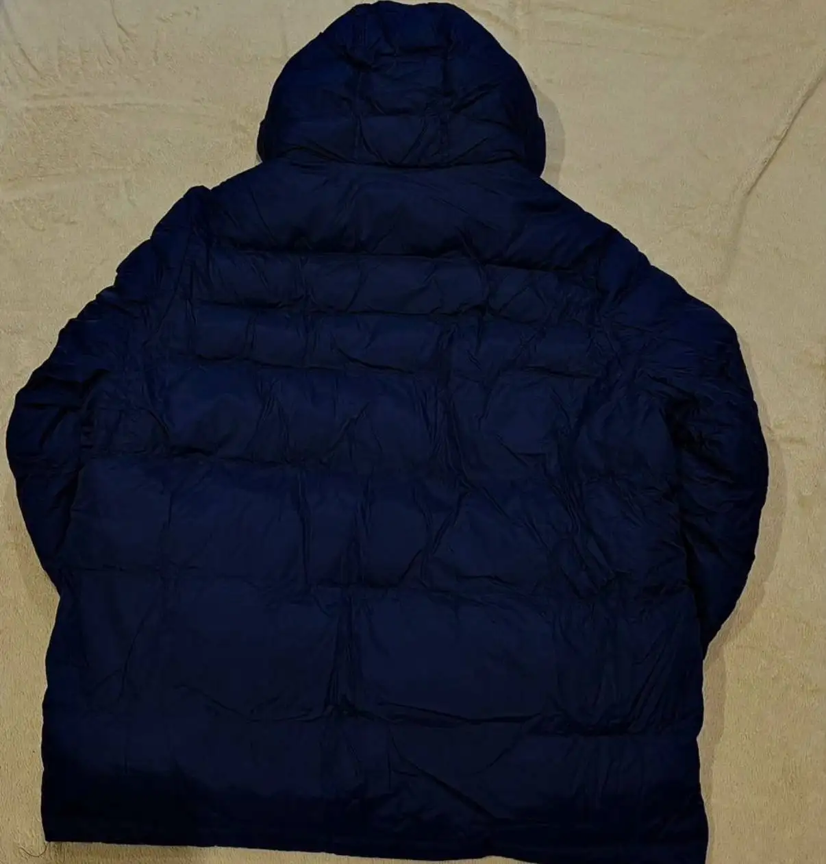 Куртка размер L из США - Верхняя одежда (Одежда) в Барнаул