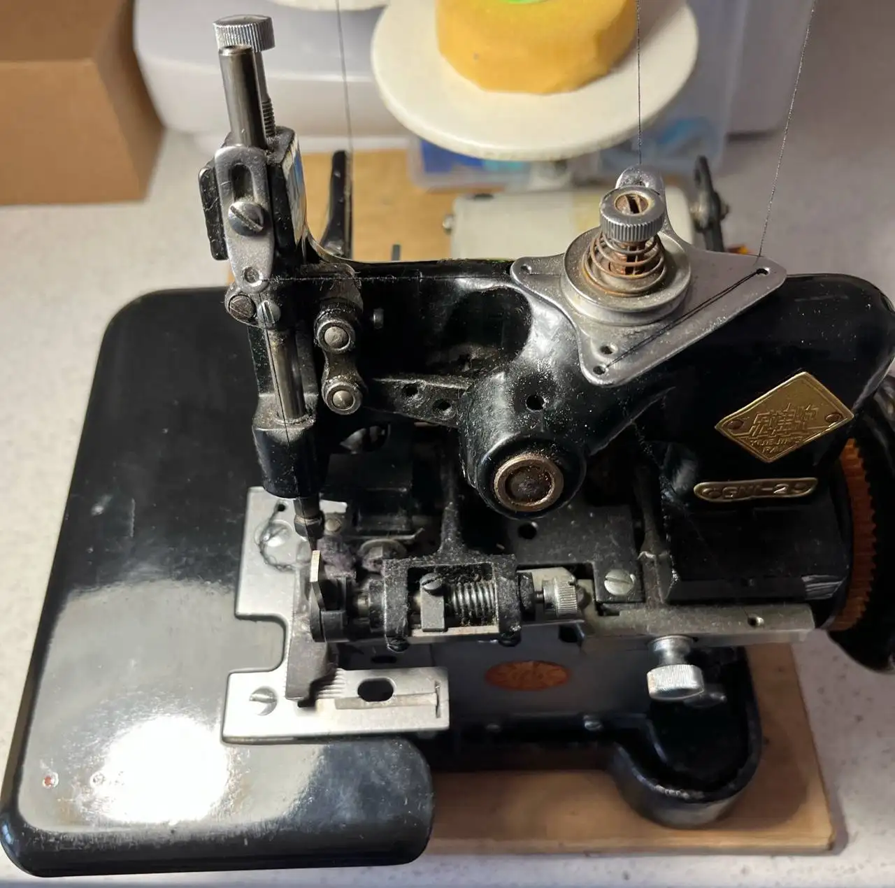 Продам оверлок трехнитка - Барахолка в Барнаул