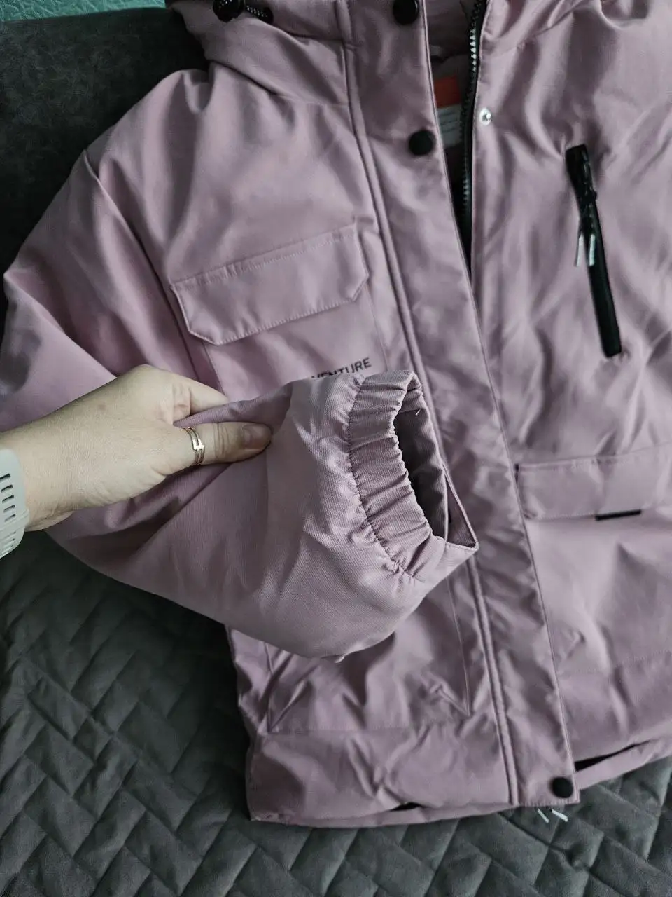 Продажа новой демисезонной куртки размер 158 - Детская одежда (Одежда) в Барнаул