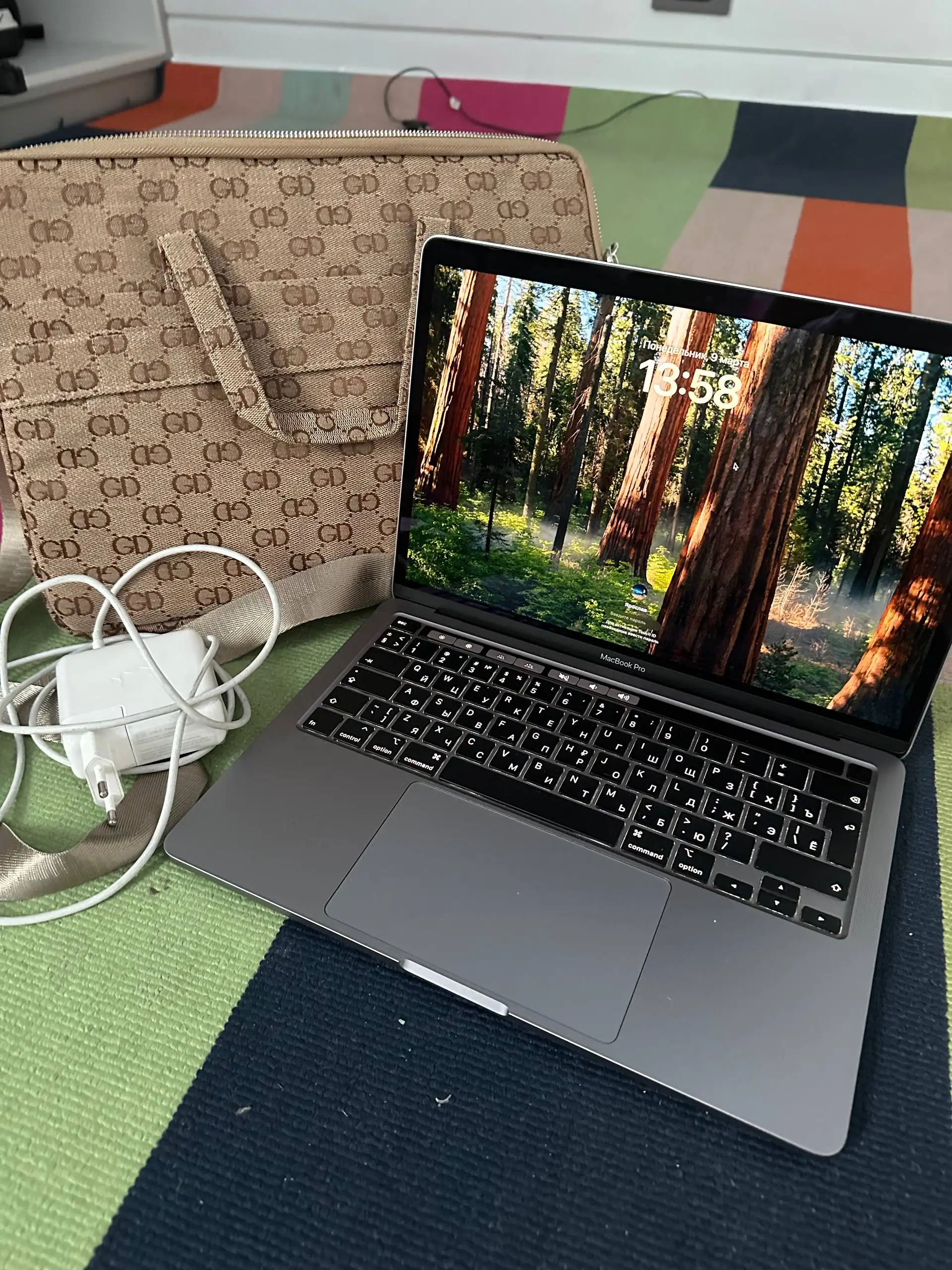 Продажа MacBook Pro 13 2020 года - Ноутбуки (Электроника) в Барнаул