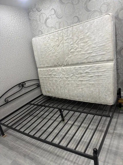 Продам кровать - Светильники и освещение в Барнаул