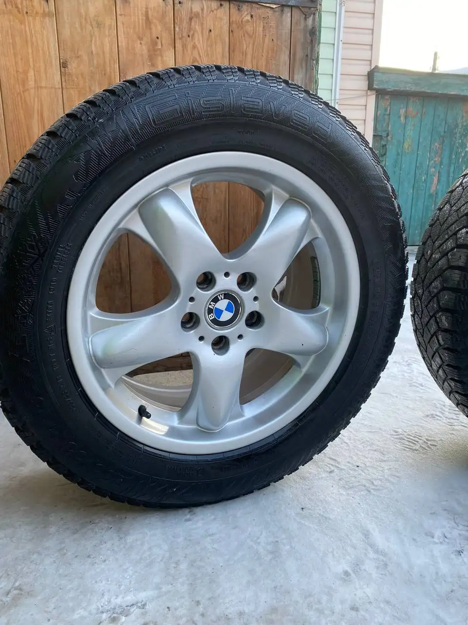 Диски BMW R18 255/55 5x120 8,5j с резиной - Запчасти (Авто) в Барнаул