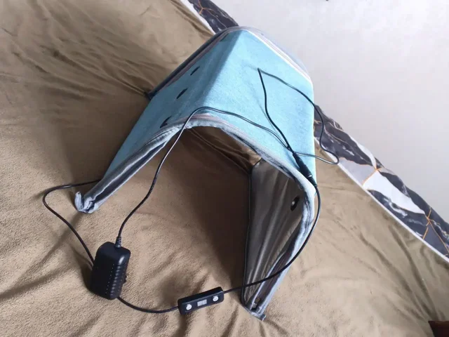 Продам лампу от желтушки - Наращивание ресниц в Барнаул