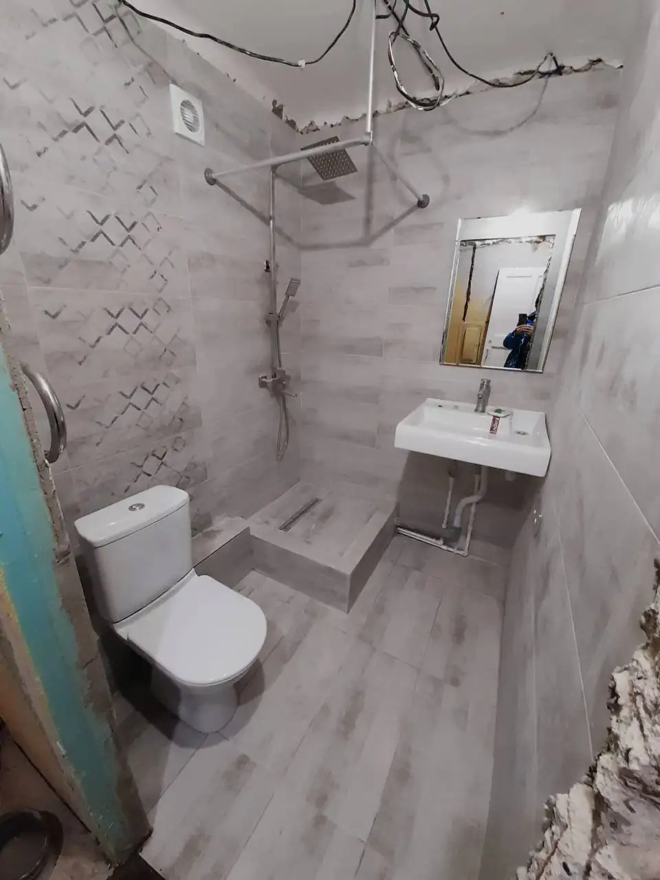 Ремонт квартир, ванных, санузлов под ключ - Ремонт и строительство (Услуги) в Барнаул