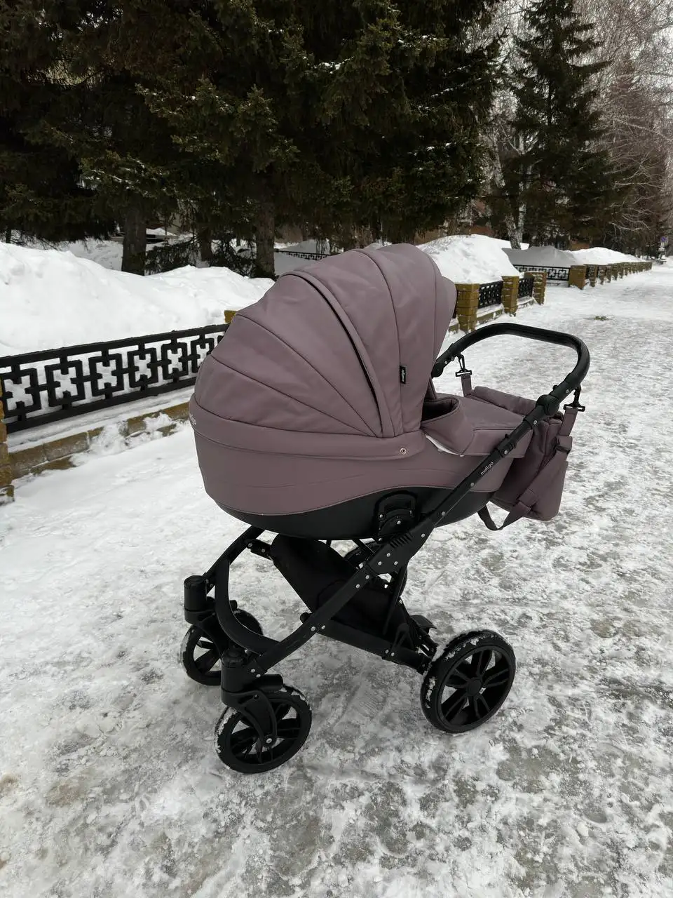 Продам коляску в хорошем состоянии - Коляски (Товары для детей) в Барнаул