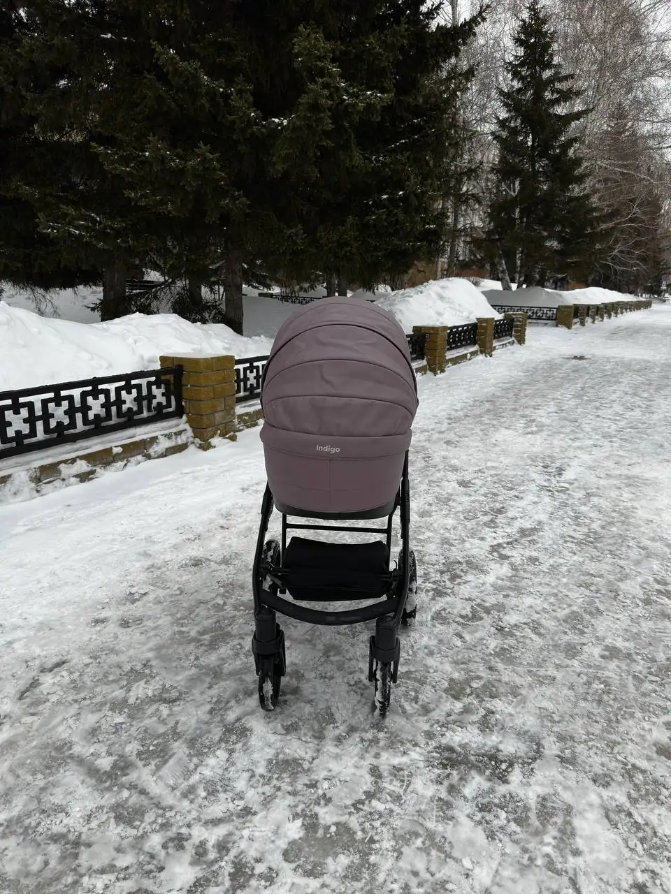 Продам коляску в хорошем состоянии - Коляски (Товары для детей) в Барнаул