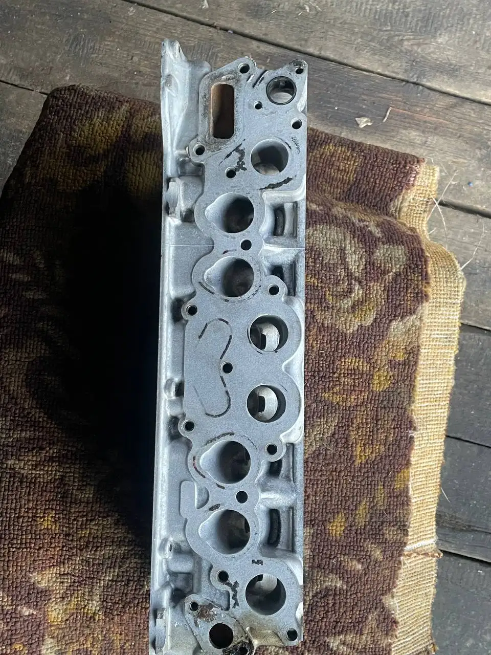 ГБЦ на Шевроле Нива с трещиной - Двигатель (Запчасти) в Барнаул