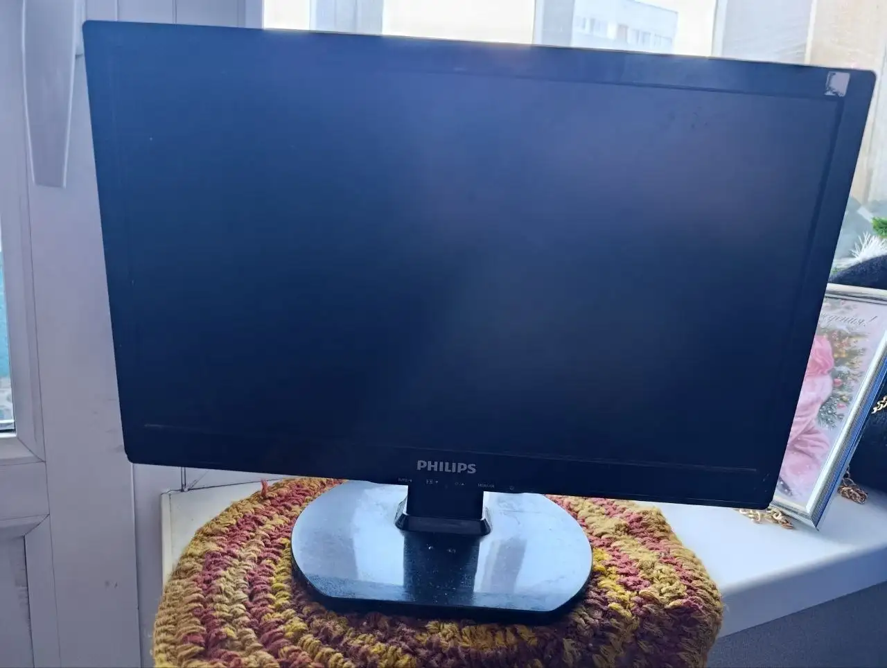 Монитор Philips 192E1 18.5" - Мониторы (Электроника) в Барнаул