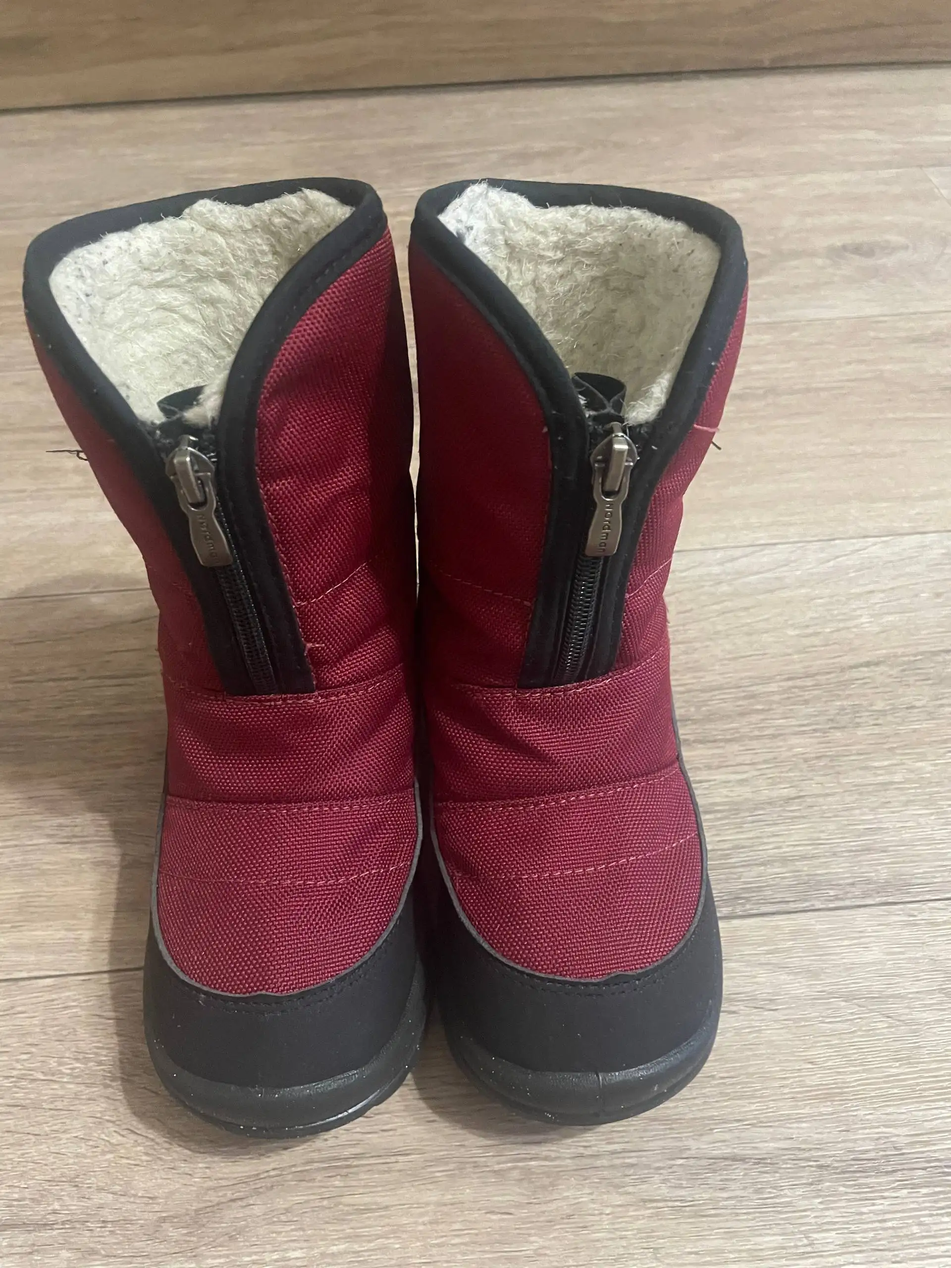 Продаются зимние сапоги на девочку - Обувь (Товары для детей) в Барнаул