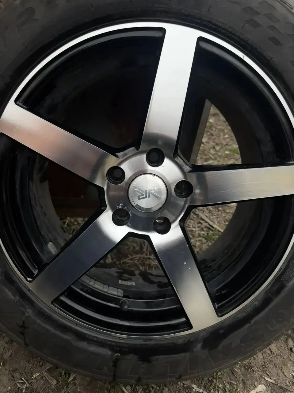 Продажа дисков с резиной Atrezzo 225/60 R17 - Шины и диски (Авто) в Барнаул