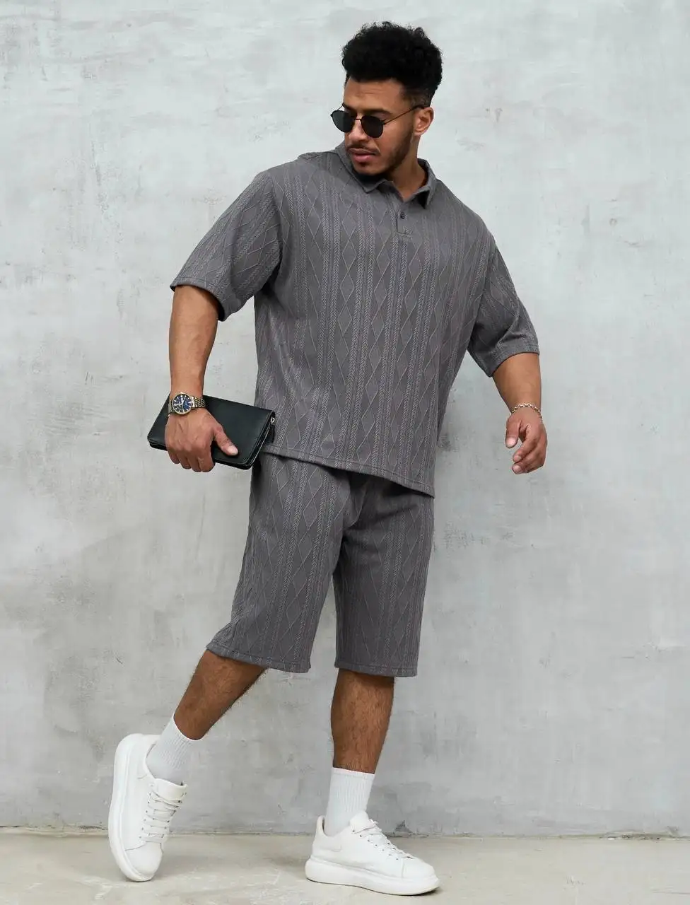 Костюм мужской новый не подошел размер - Костюмы (Одежда) в Барнаул