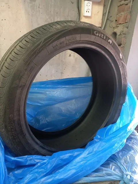 Продажа новой резины 245/45/R20 - Авто в Барнаул