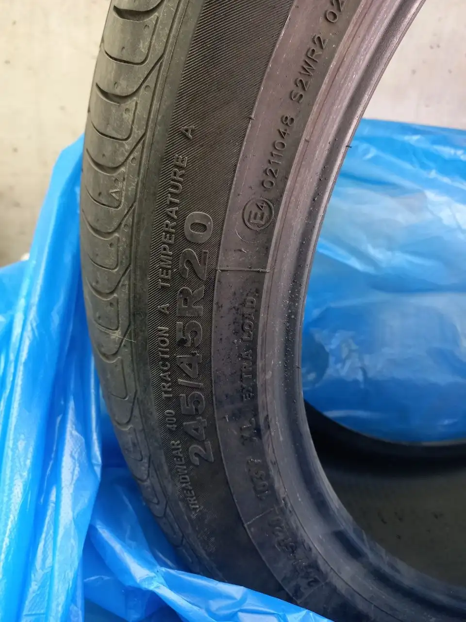 Продажа новой резины 245/45/R20 - Шины и диски (Авто) в Барнаул