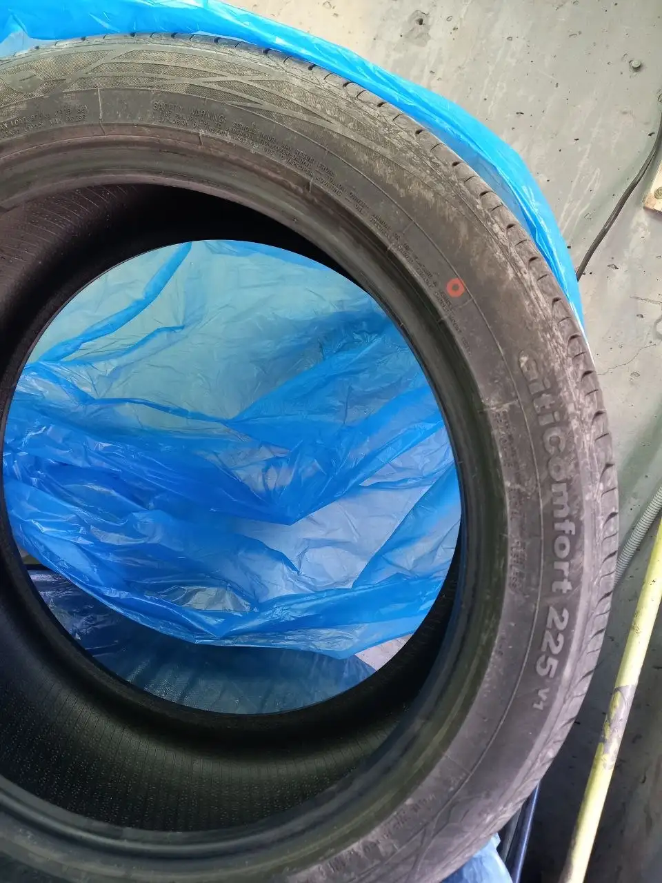 Продажа новой резины 245/45/R20 - Шины и диски (Авто) в Барнаул