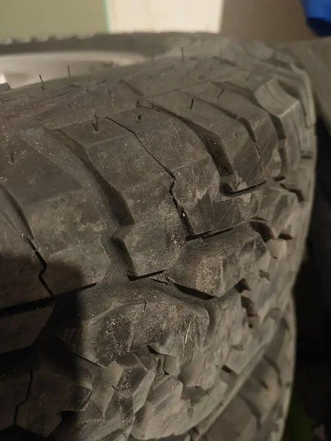 Комплект резина АТ + диски облегченные - Авто в Барнаул