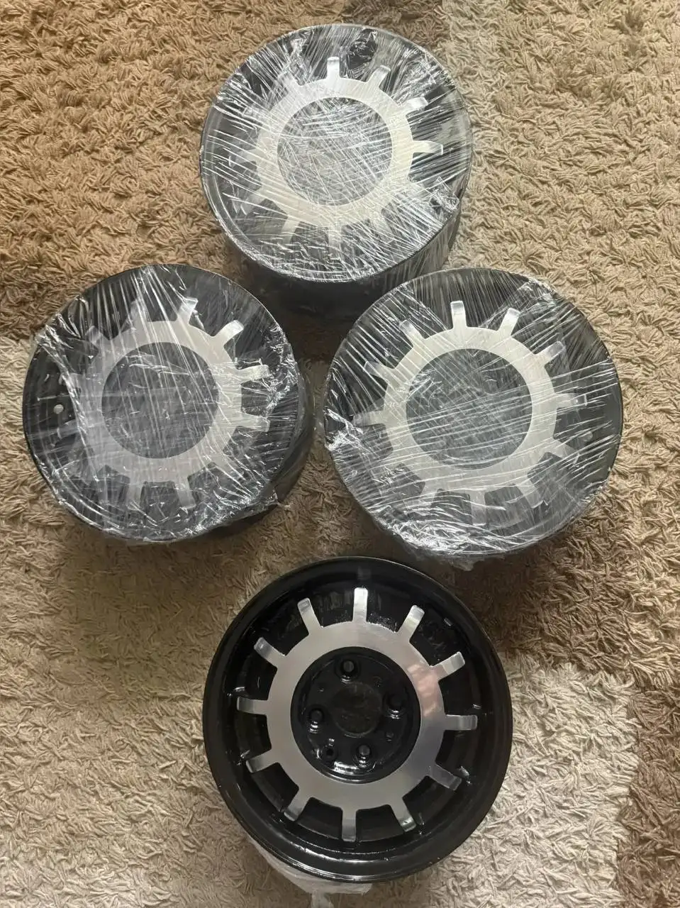 Продажа дисков на ВАЗ 4x98 - Диски (Запчасти) в Барнаул